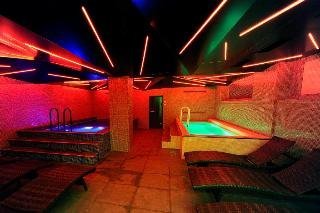 Plaza V Executive Hotel