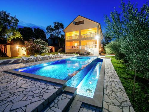 Modern Holiday Home In Kakma With Swimming Pool