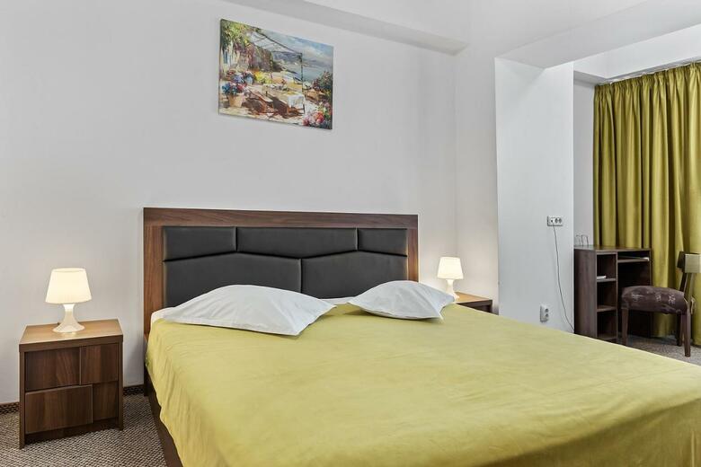 Lina Hotel