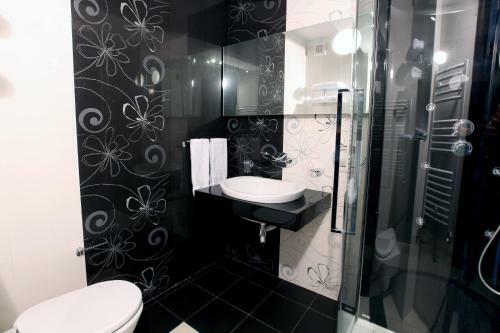 Ambiance Hotel