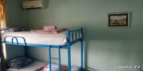 Canal Hostel