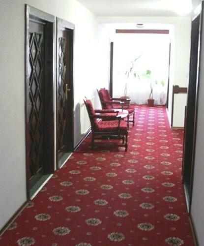 Hostal Pensiunea Tranzit