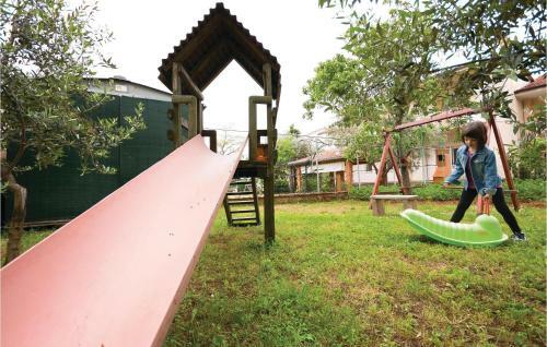 Two-bedroom Apartment In Fazana