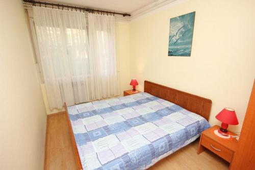 Apartments With A Parking Space Fazana - 7230