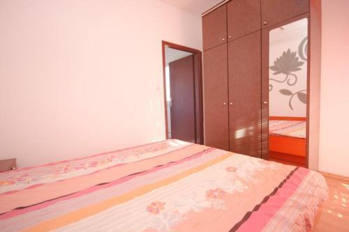 Apartments With A Parking Space Fazana - 7230