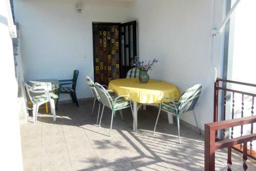 Apartments By The Sea Necujam, Solta - 101