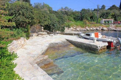 Apartments By The Sea Necujam, Solta - 101