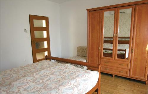 Two-bedroom Holiday Home In Balatonboglar