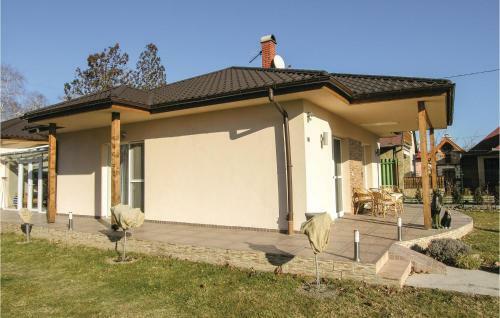 Two-bedroom Holiday Home In Balatonboglar