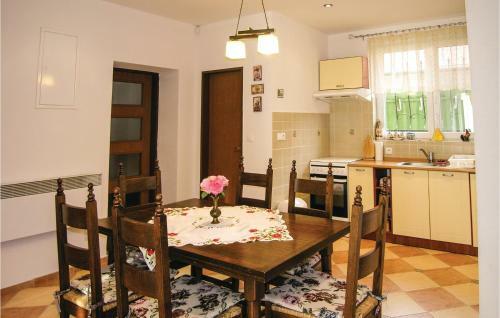Two-bedroom Holiday Home In Balatonboglar