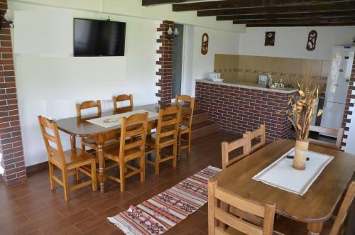 Hostal Rustic Argesean