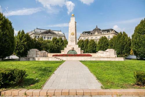 Inner City Apartment - Hold Utca