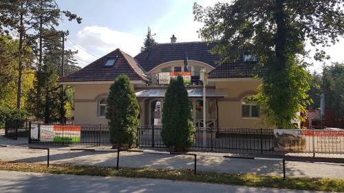 Hostal The Corner House Panzi�