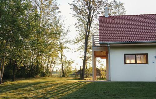 Two-bedroom Holiday Home In Szolad