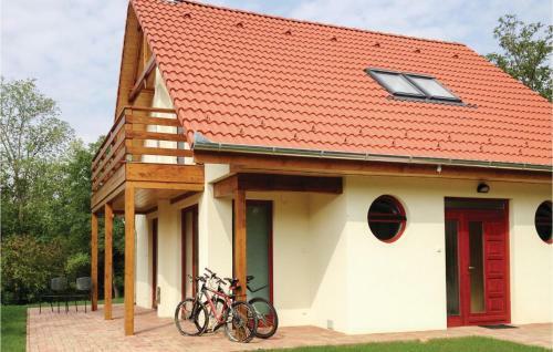 Two-bedroom Holiday Home In Szolad
