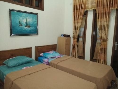 Hostal Arrys Watukarung Surfcamp