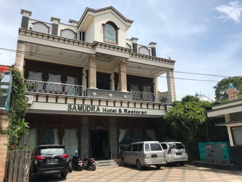 Hotel Reddoorz Plus @ Kartini Beach Jepara