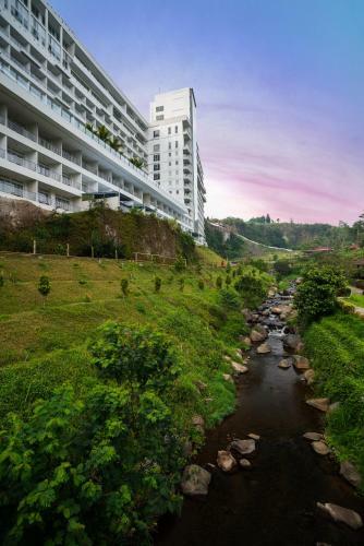 Le Eminence Puncak Hotel Convention & Resort