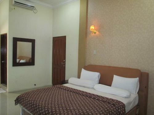 Permata Land Hotel & Resort