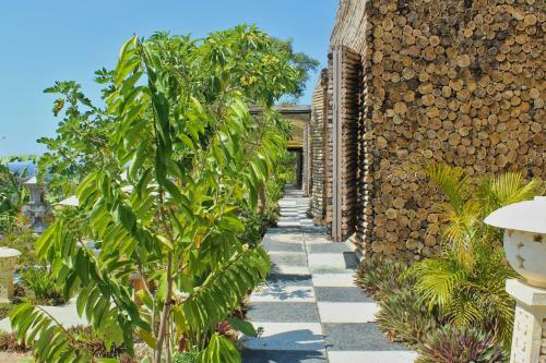Hotel Kabeh Jati Garden Villa & Restaurant