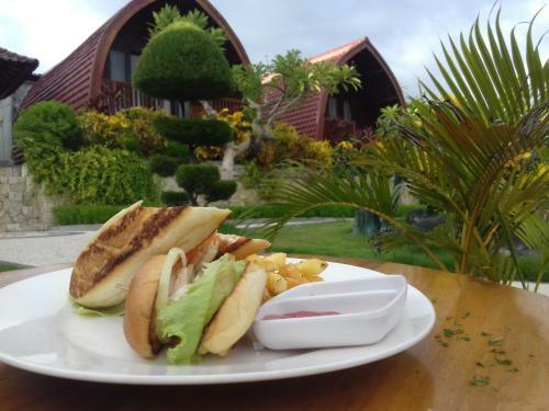 Hostal Bamboo Bungalows