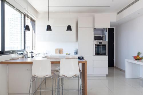 Design 3 Bdr Apartment Sea View - Beach Side #tl5