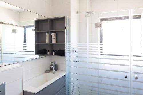 Design 3 Bdr Apartment Sea View - Beach Side #tl5