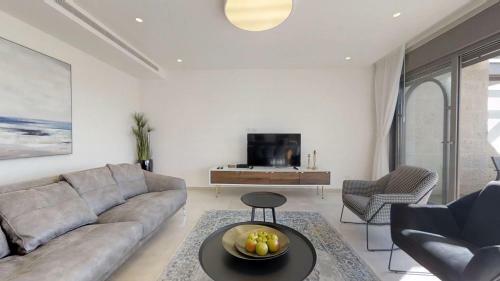 Apartamento Rental Israel-harav Kook Penthouse