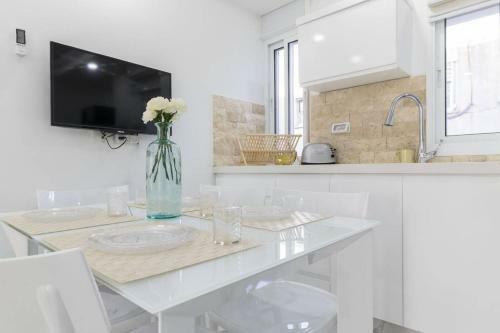 Trust Inn -family Apartment Next Mamilla