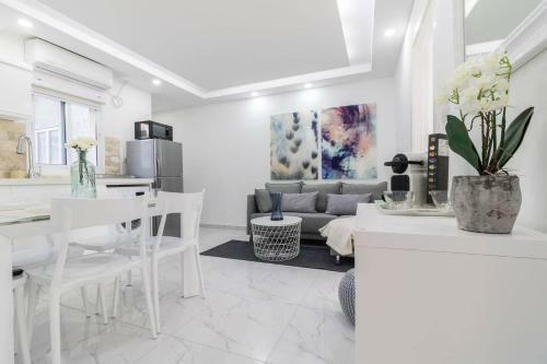 Trust Inn -family Apartment Next Mamilla