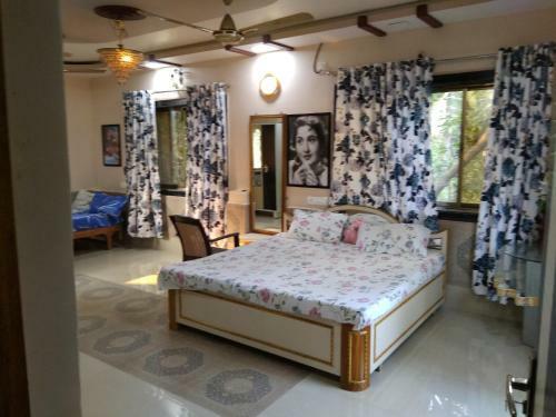 Hostal Raghushilp Guest House