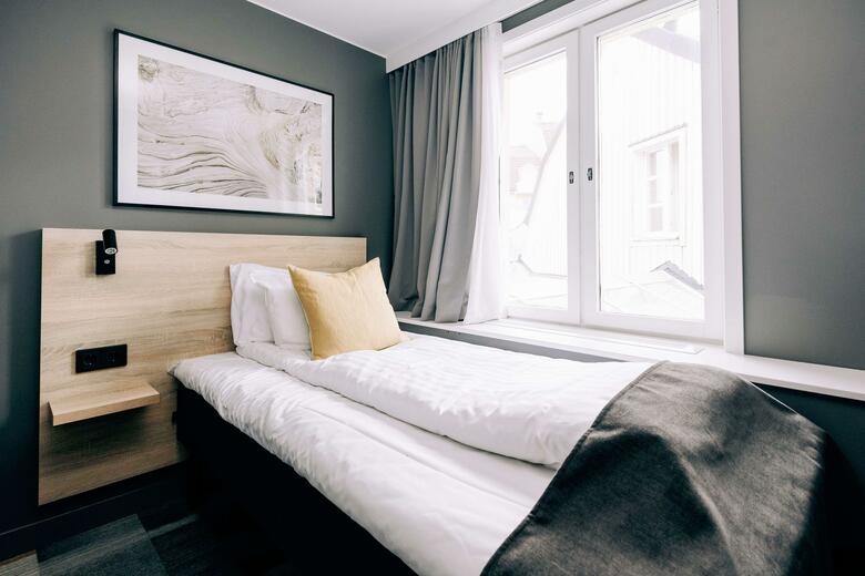 First Hotel Ja