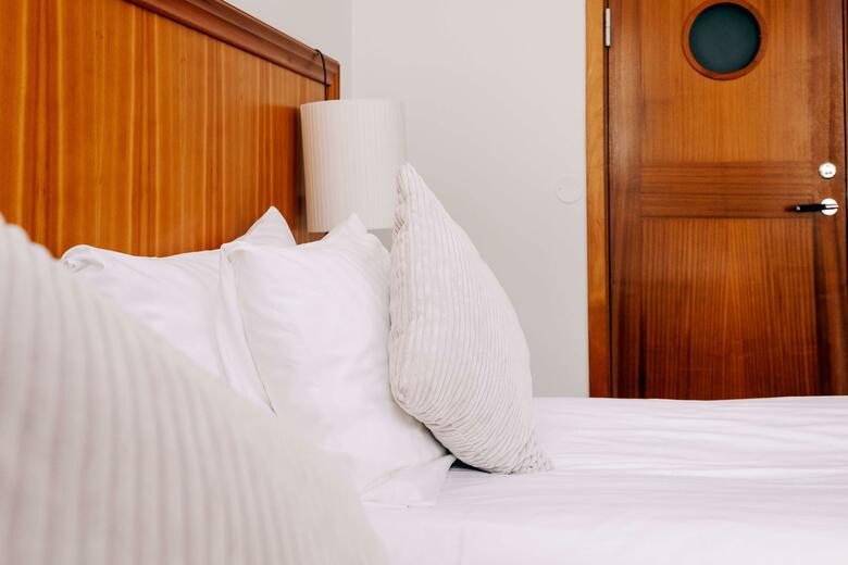 First Hotel Ja