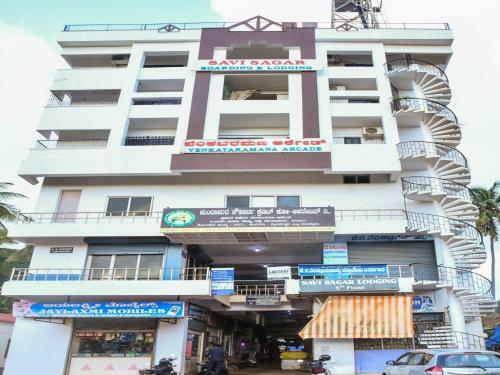 Hotel Spot On 43993 Savi Sagar Boarding & Lodging