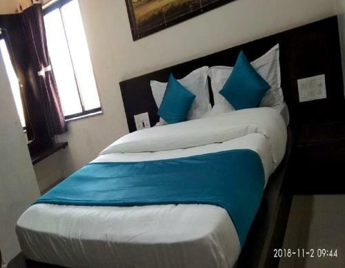 Hotel The Gayatri By Sky Stays