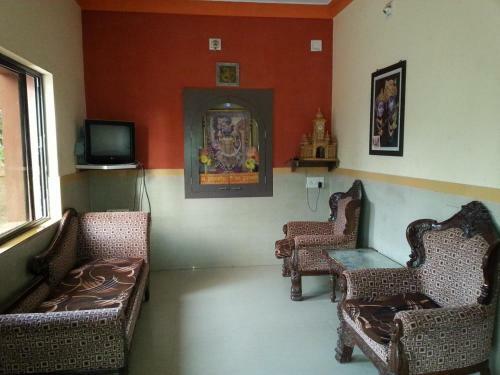 Hotel Tirthraj