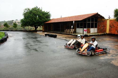 Hotel Cotton County Club And Resort