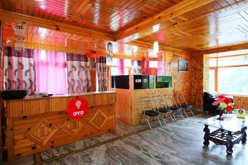 Oyo 6426 Hotel Rishi Palace