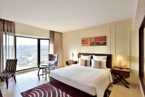 Hotel Novotel Imagica Khopoli