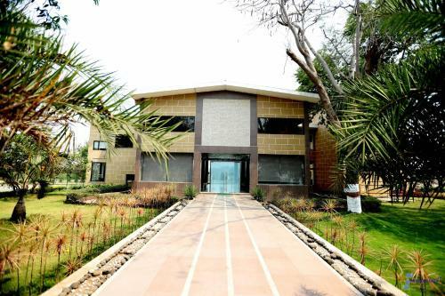 Hotel Crystal Homes