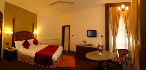 Hotel Arif Castles
