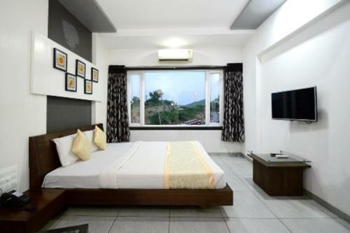 Hotel Crimson Park Shripriya-nathdwara
