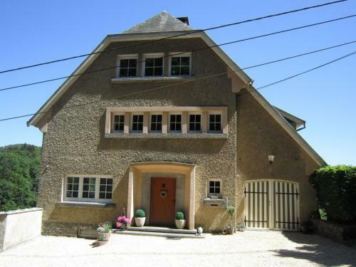 Holiday Home Au Pied Du Chateau De Bouillon Bouillon