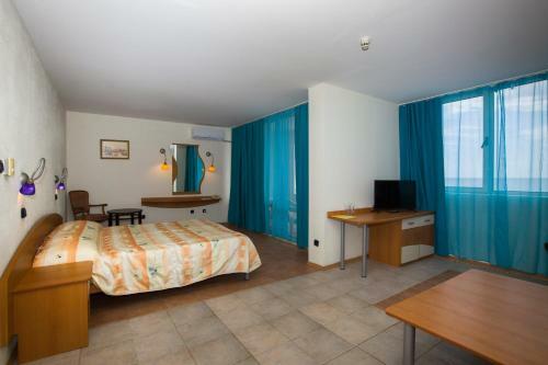 Royal Bay Hotel - All Inclusive & Aqua Park