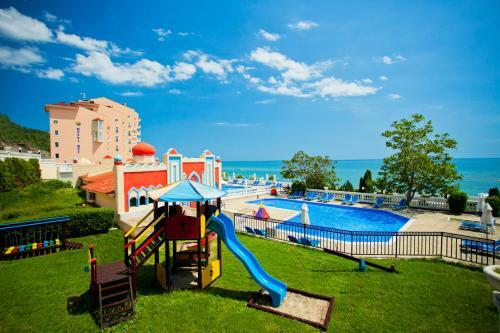 Royal Bay Hotel - All Inclusive & Aqua Park