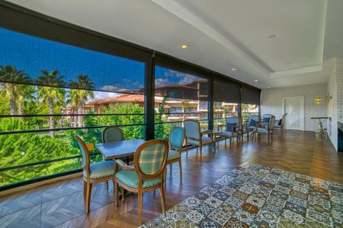 Hotel Justiniano Club Park Conti