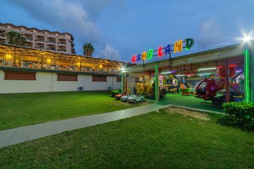 Hotel Justiniano Club Park Conti