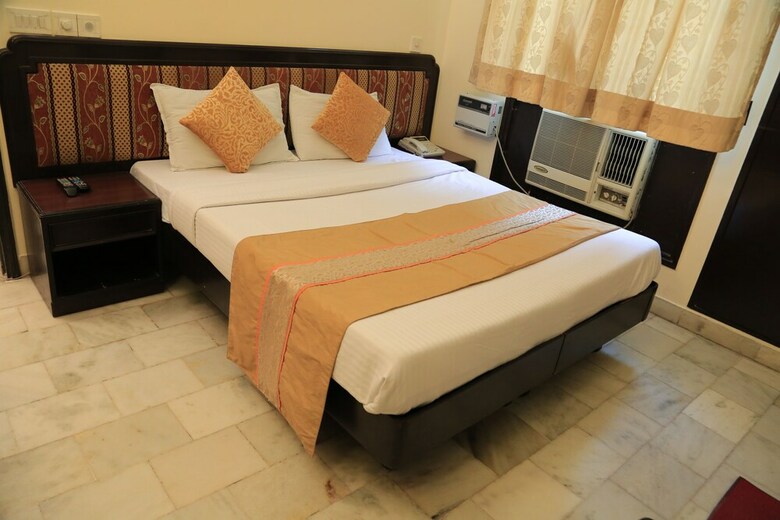 Hotel Sundeep Inn