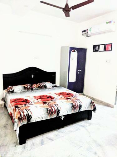 Bed & Breakfast Comfortable Homestay Near Metro
