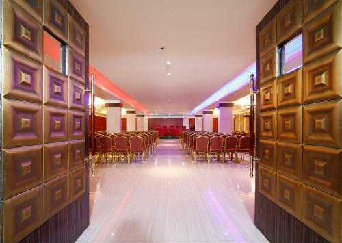 Hotel Park Residency